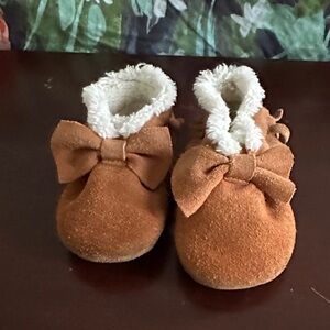 Cozy Brown Baby Booties with Bow